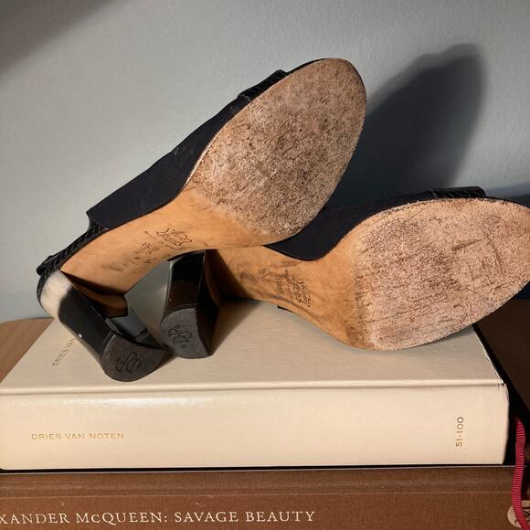 Donald J. Pliner Mink Black Leather Snakeskin Microfiber & Horn Heel ~ Sz 9.5 - Picture 6 of 9